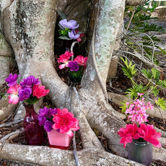 Vintage Pink Milk Glass Vase Square Retro Groovy Flower Decor Accessory Trendy - Picture 15 of 17